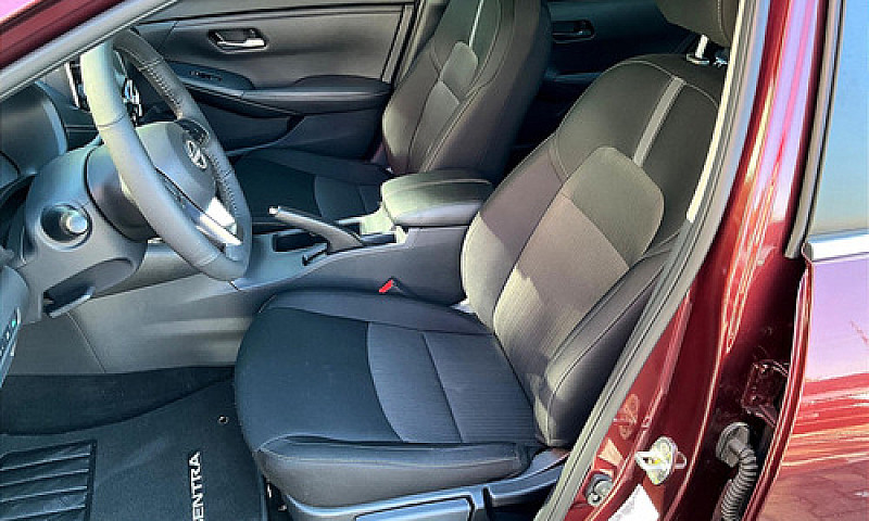 Nissan Sentra 2024...