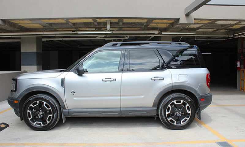 Ford Bronco Sport 1....