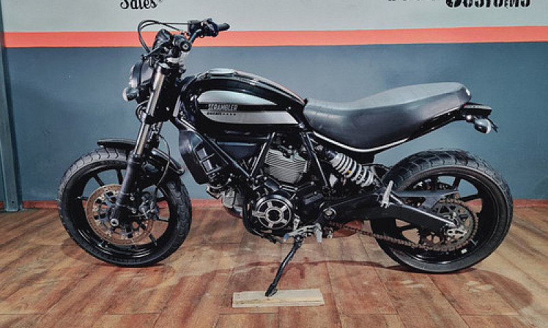 Ducati Scrambler Six...