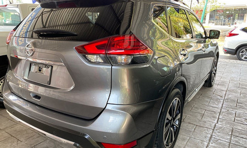 Nissan X-Trail 2018...