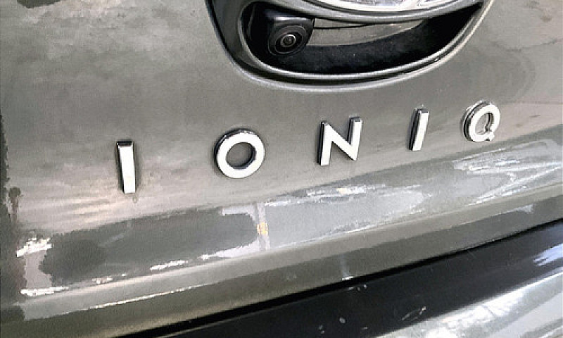 Hyundai Ioniq 2021...