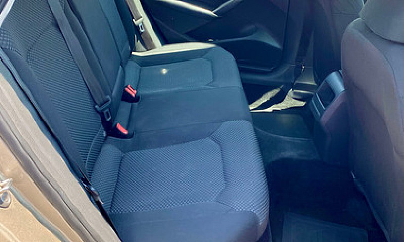 Volkswagen Passat 2....