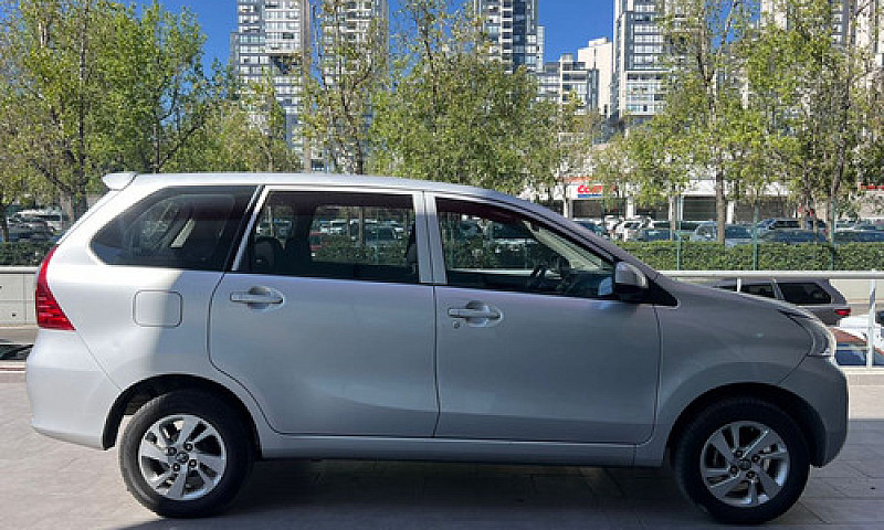 Toyota Avanza 2019...