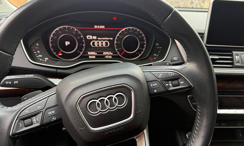 Audi Q5 2.0 L T Elit...