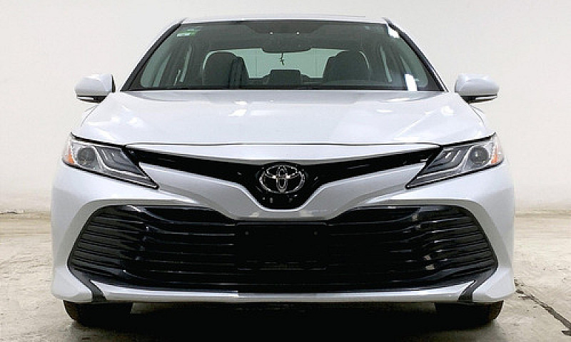 Toyota Camry 2019...