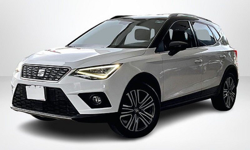 Seat Arona 2021...