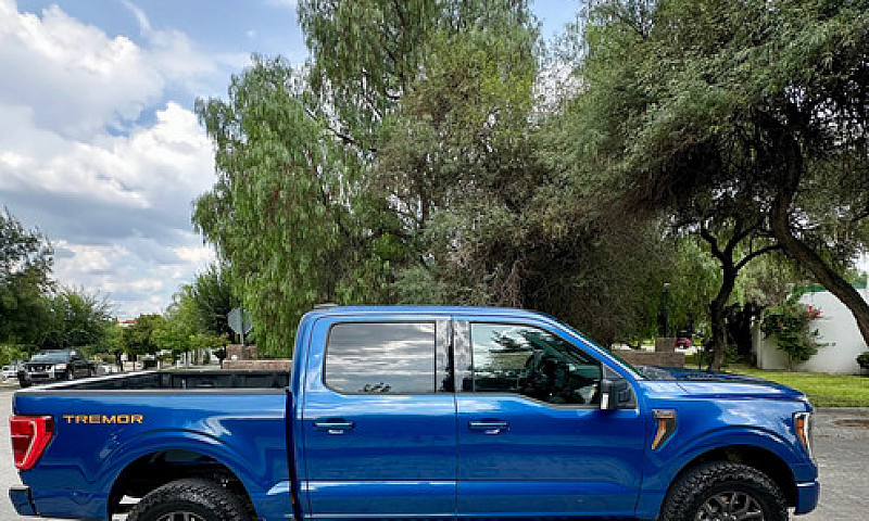Ford Lobo Tremor 202...