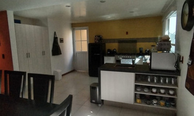 Casa En Bosques Resi...