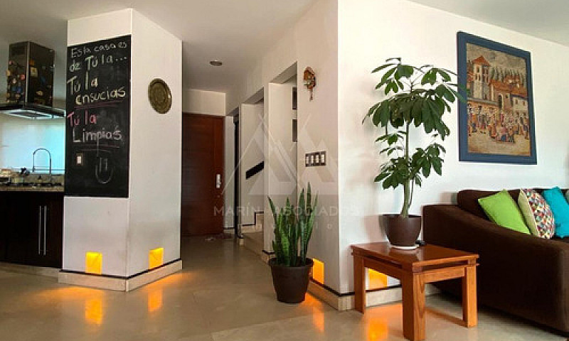 Casa En Venta En Fra...