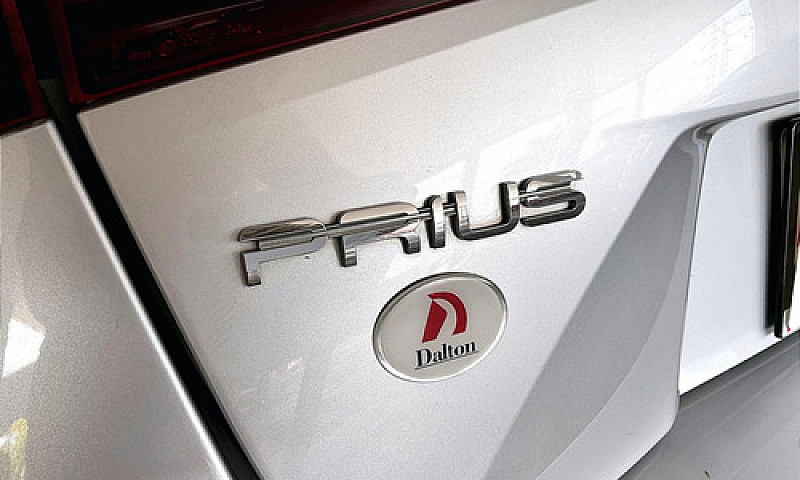 Toyota Prius 2020...