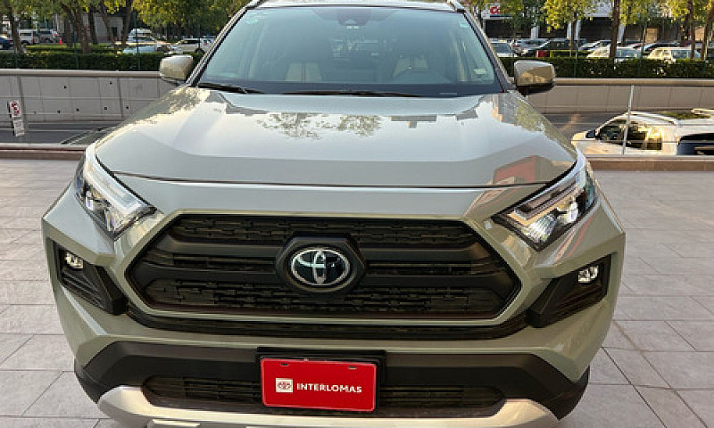 Toyota  Rav4  2023...