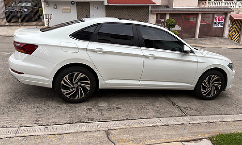 Volkswagen Jetta 1.4...