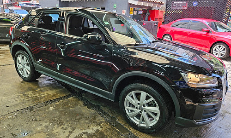 Audi Q2 2020...