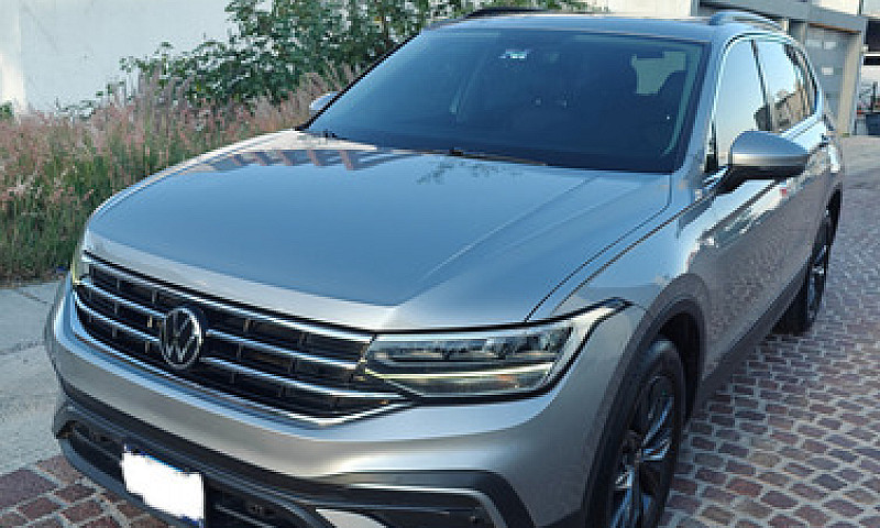 Volkswagen Tiguan 1....