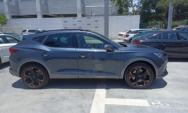 Cupra Formentor 2022...