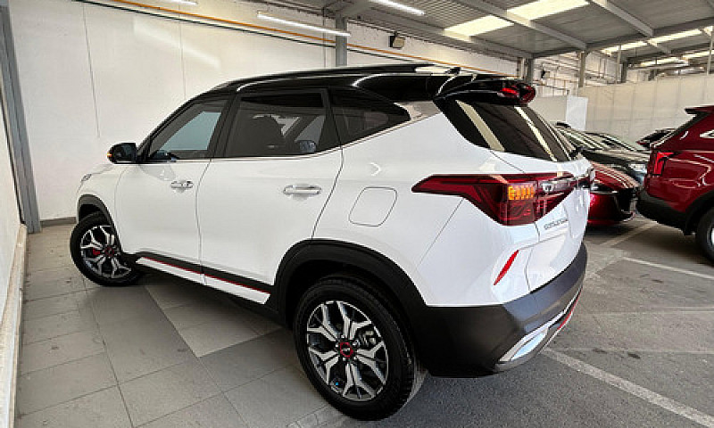 Kia Seltos 2022...