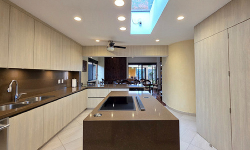 Venta Casa En Prader...