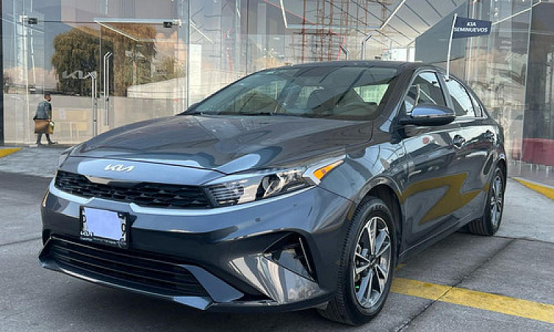 Kia Forte Sedan 2022...