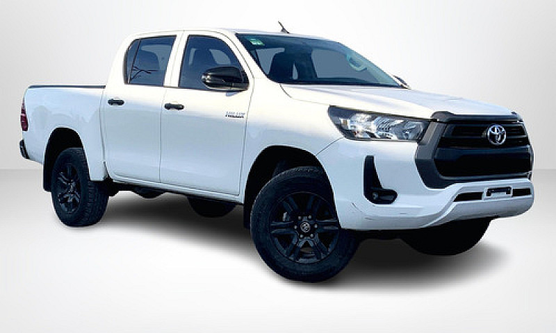 Toyota Hilux 2021...