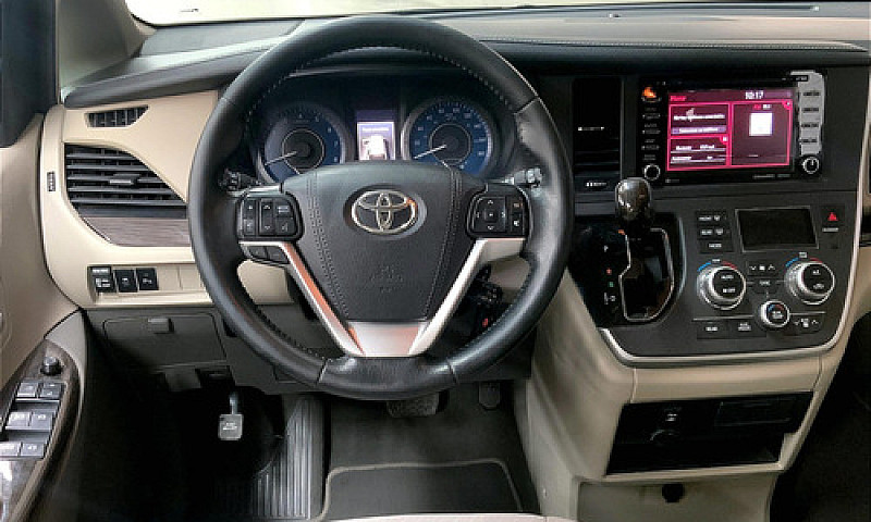 Toyota Sienna 2020...