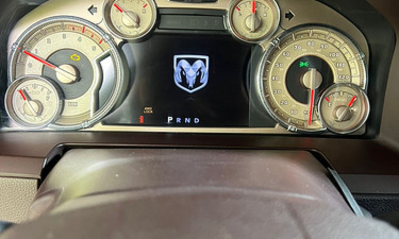 Camioneta Ram 2500 ,...