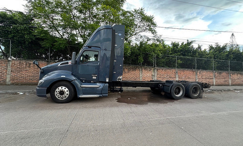 Kenworth T680 Cng 20...