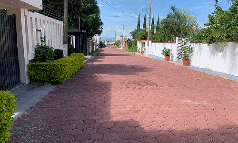 Casa Con Alberca En ...
