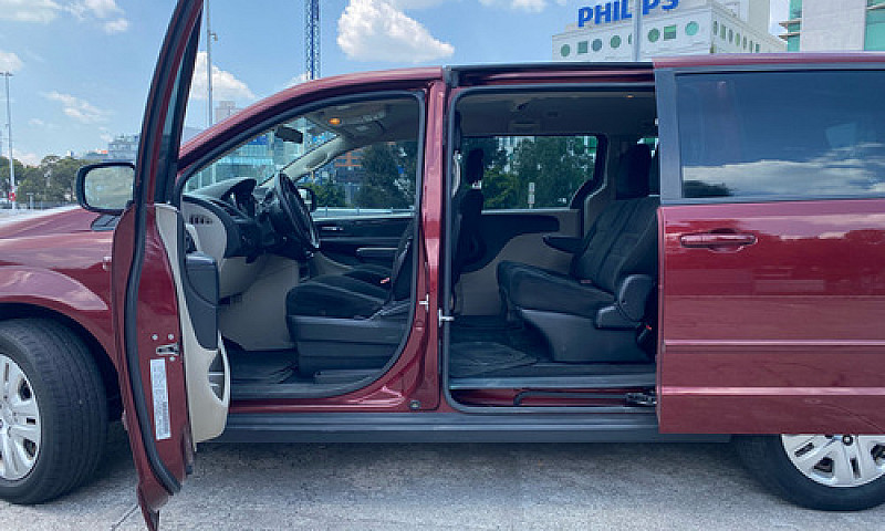 Dodge Grand Caravan ...
