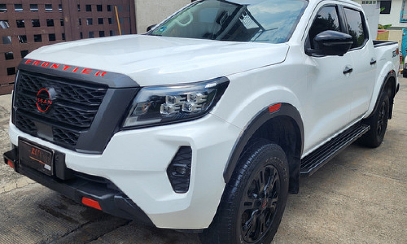 Nissan Frontier 2.5 ...