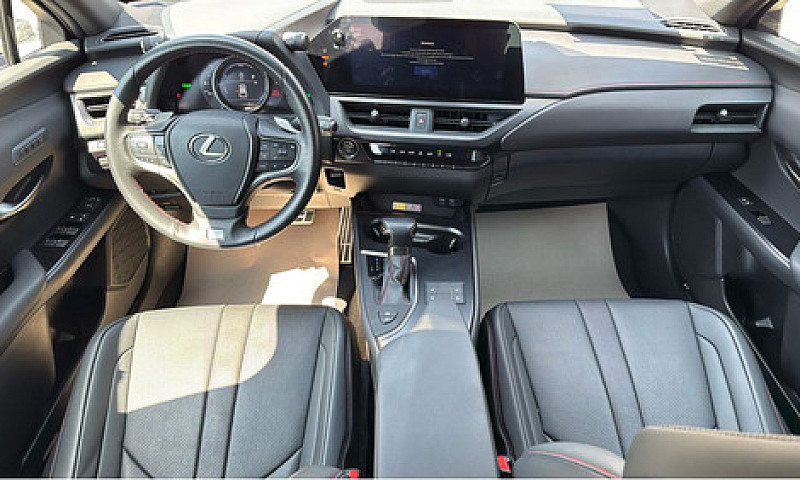Lexus Ux 2023...