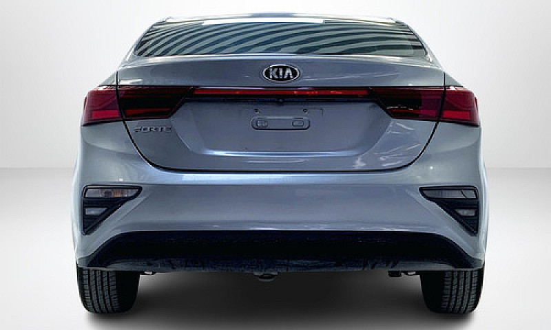 Kia Forte 2021...