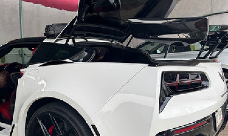 Chevrolet Corvette 6...