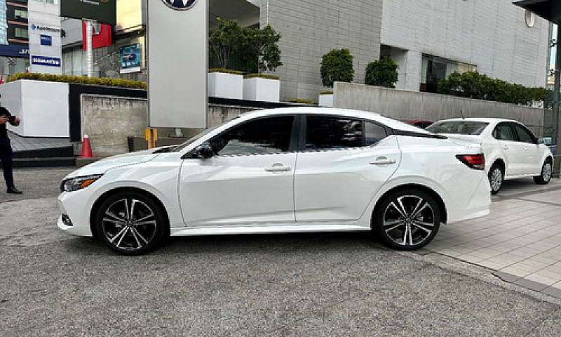 Nissan Sentra Sr Pla...