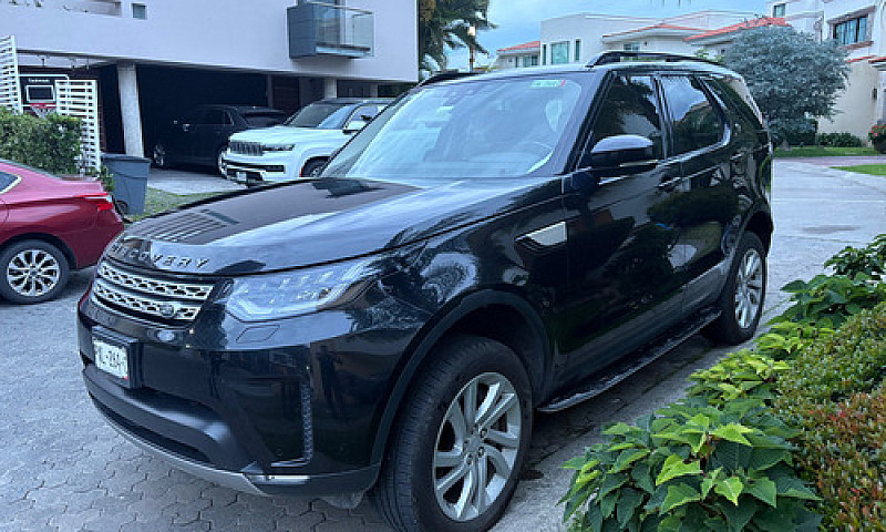 Land Rover Discovery...