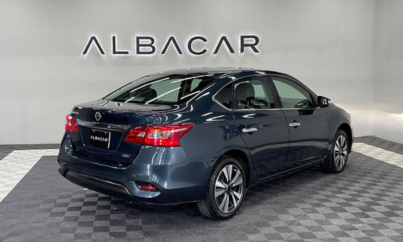 Nissan Sentra 2017...