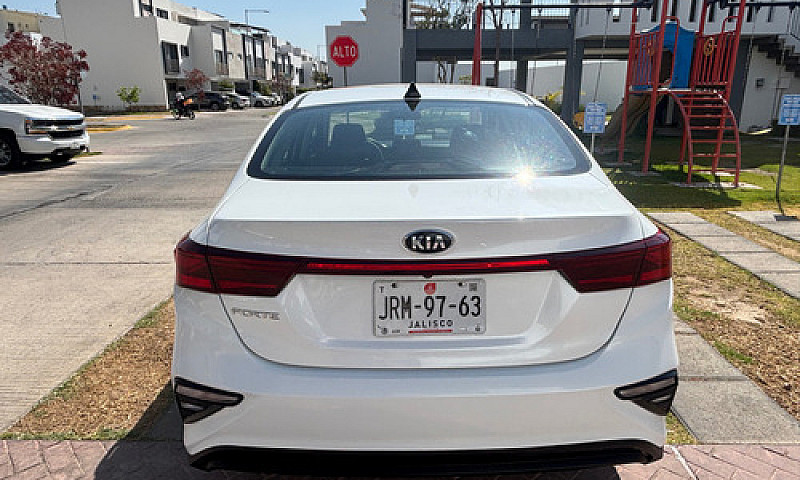 Kia Forte 2.0 Lx Mt...