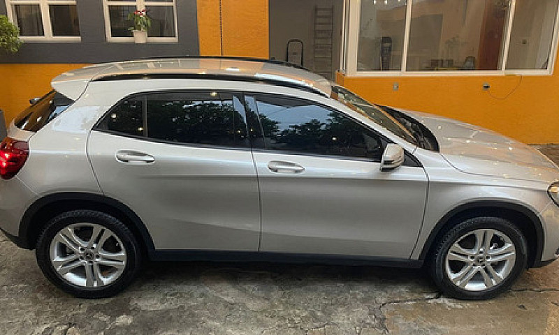 Mercedes-Benz Clase ...