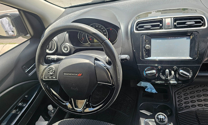 Dodge Attitude 1.2 S...