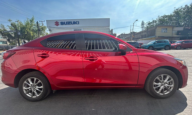 Mazda Mazda 2 2023...