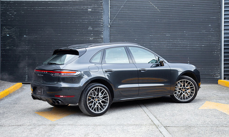 Porsche Macan 2020...