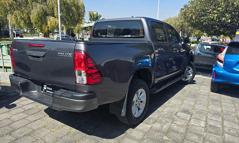 Toyota Hilux 2019...
