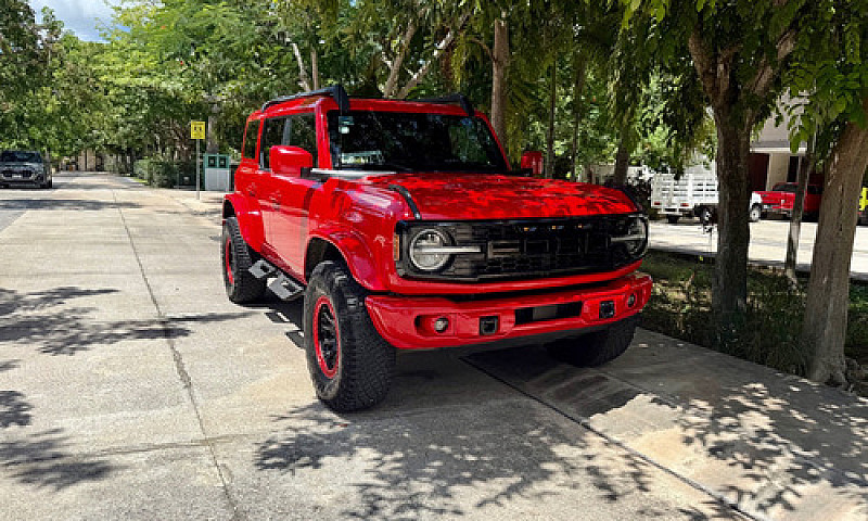 Ford Bronco 2023...