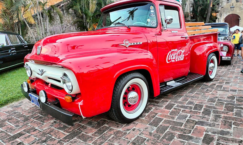 Ford F100 1956...