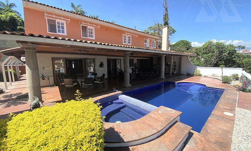 Casa En Venta Y Rent...