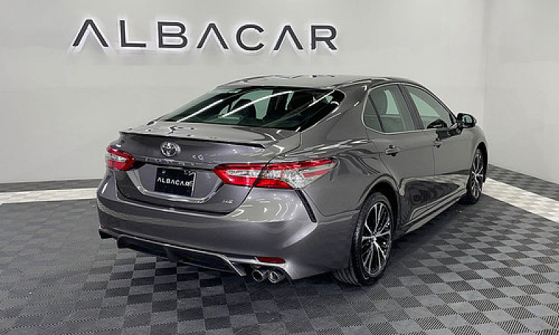 Toyota Camry 2019...
