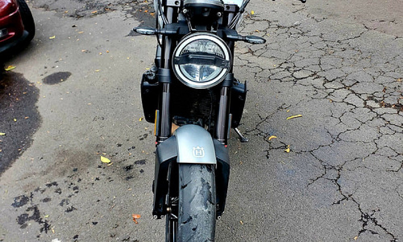 Vitpilen 701, Naked ...