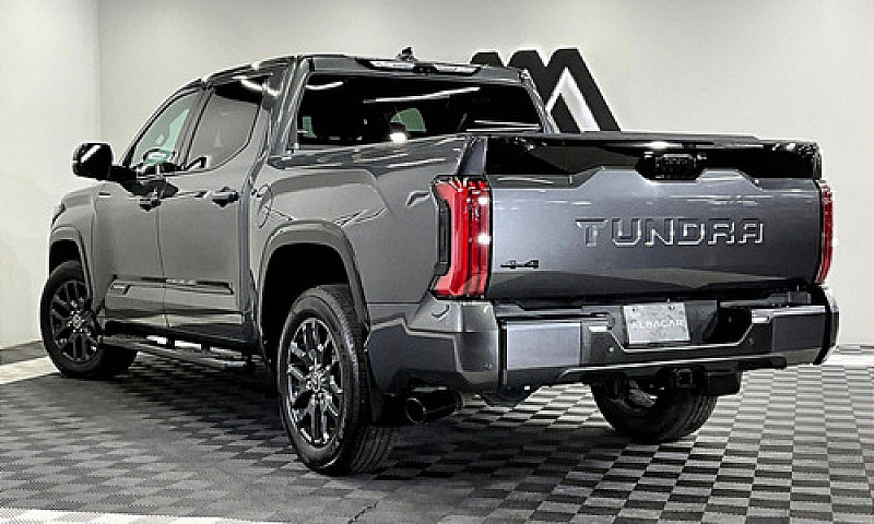 Toyota Tundra 2023...