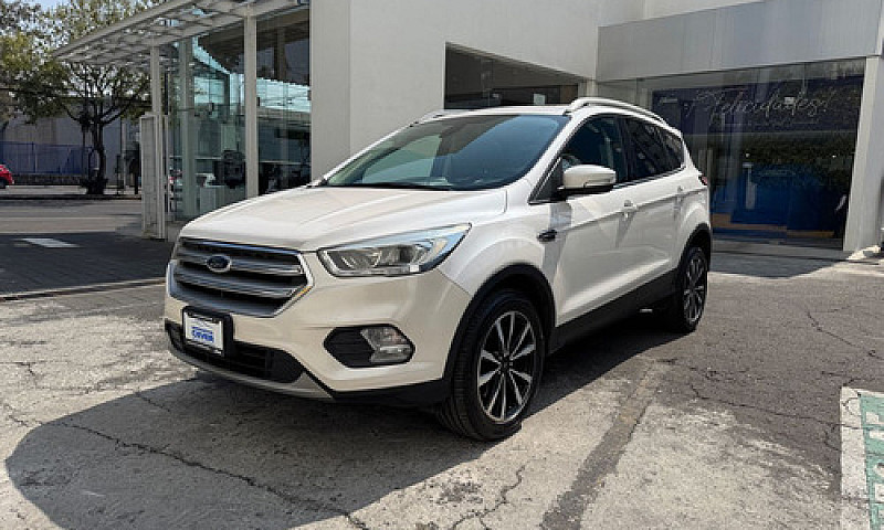 Ford Escape 2018...