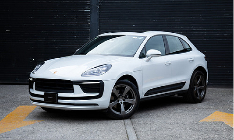 Porsche Macan 2023...