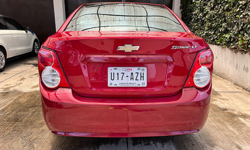 Chevrolet Sonic 1.6 ...